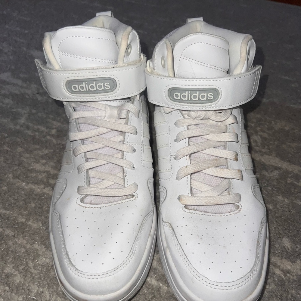 Adidas Originals Women’s Forum Low Sneakers - Picture 3 of 4